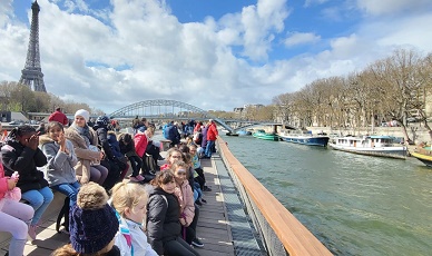 bateau parisien ce1.9