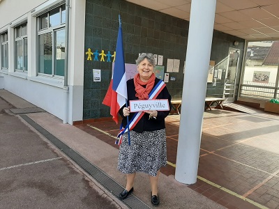 carnaval 2023 Agnès dans la cour